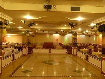 Gloria Palac Szálloda 3*